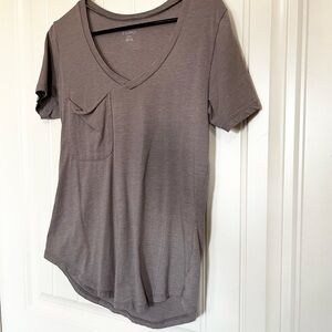 Z-Supply grayish-purple V-Neck Pocket Tee